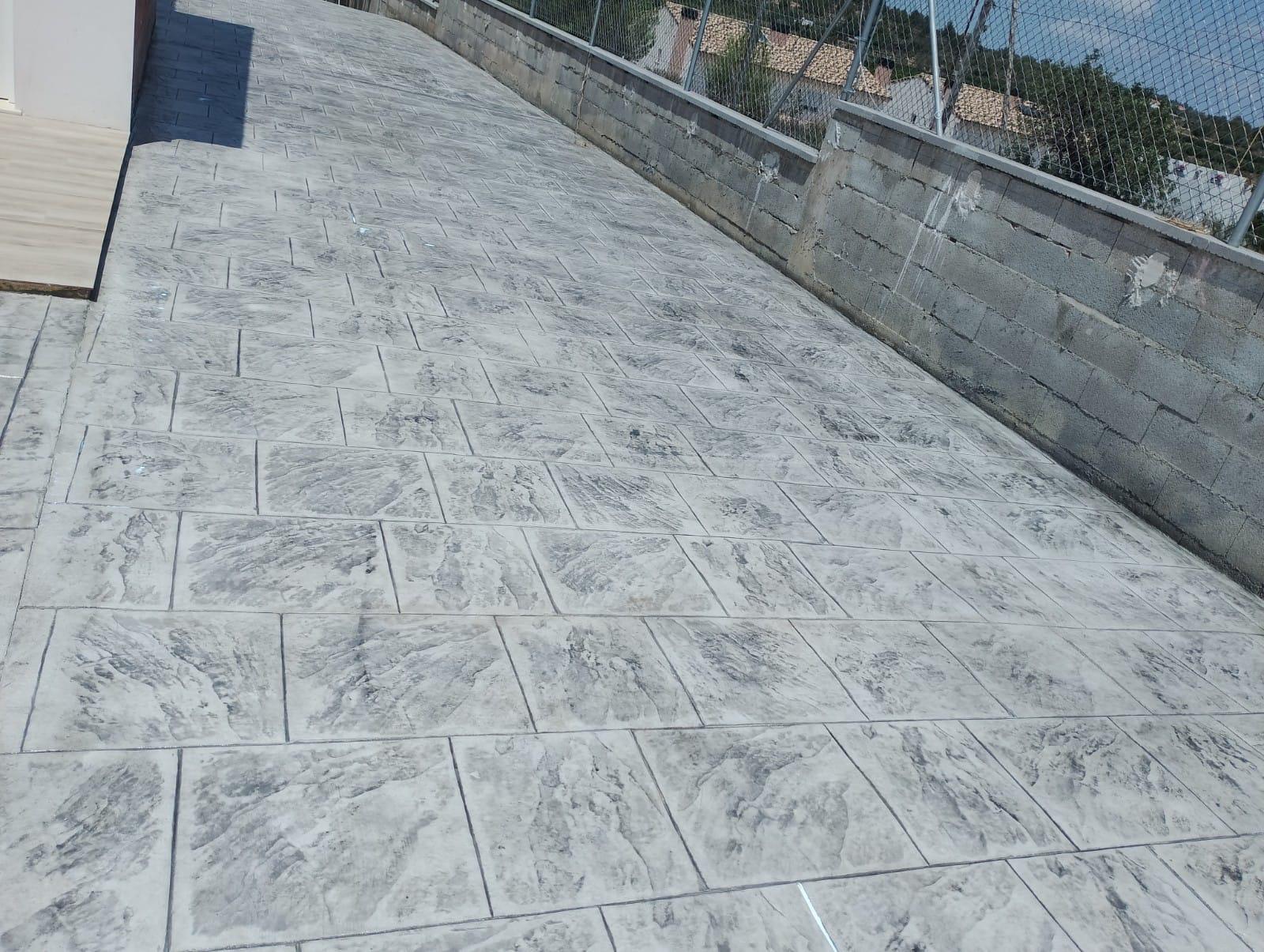 1769778957 Hi085 